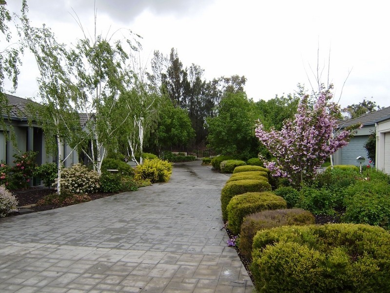 3 Birch Grove, Strathdale VIC 3550