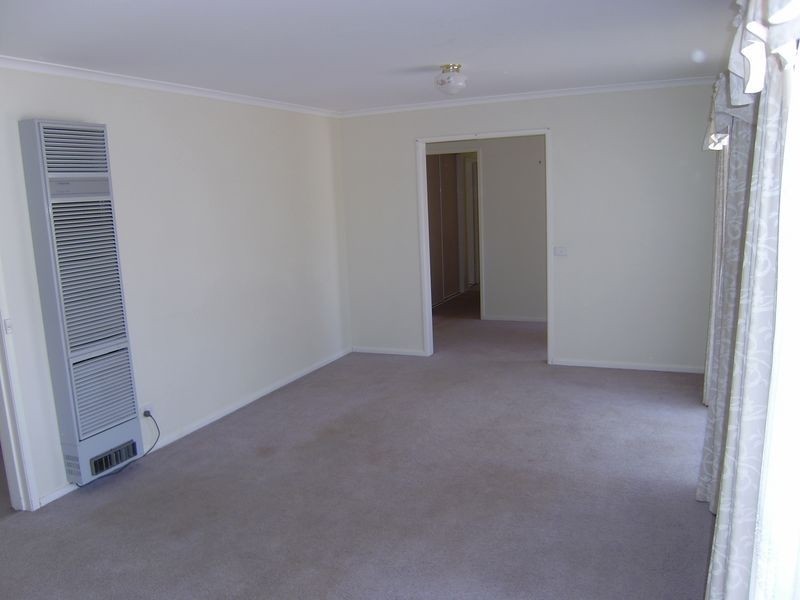 100 Burgoyne Street, Huntly VIC 3551