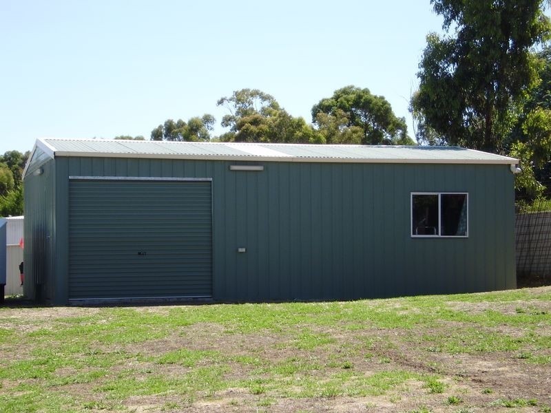 5 Anita Court, Kangaroo Flat VIC 3555