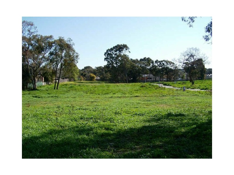 Lot 1 – 15 Marlo Court, Strathdale VIC 3550
