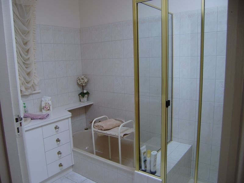 3 Holland Court, Strathdale VIC 3550