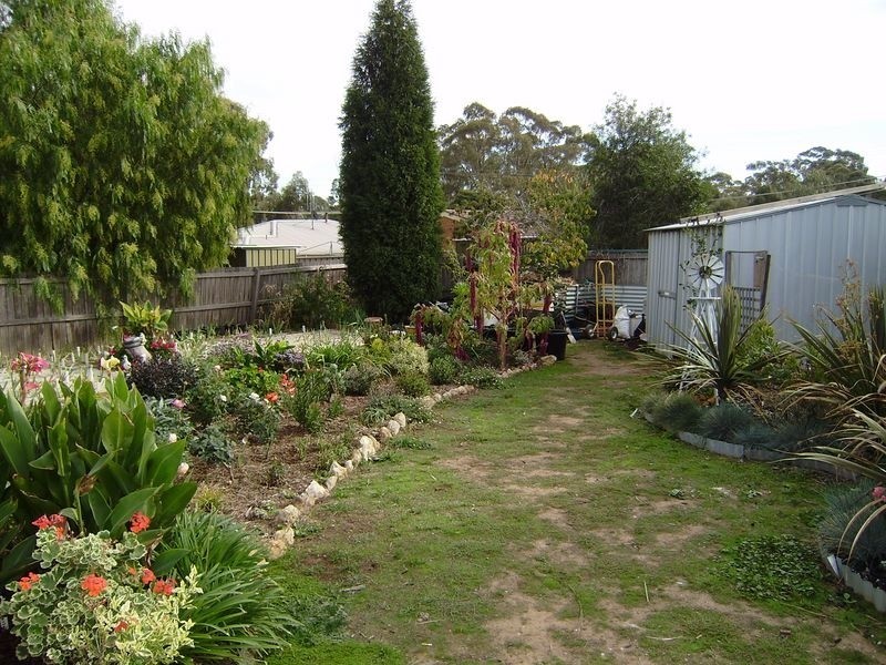 5 Hasker Court, Strathdale VIC 3550