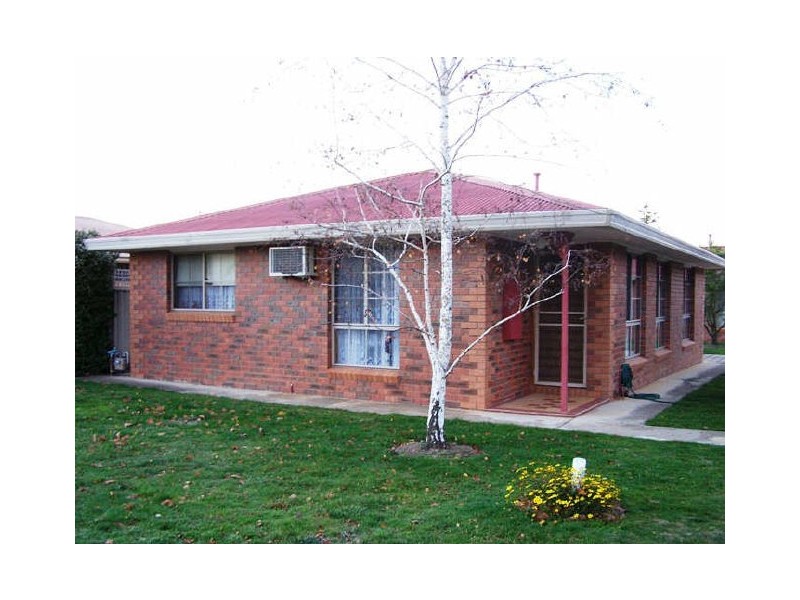 1/19 O’Dea Cres, Kangaroo Flat VIC 3555
