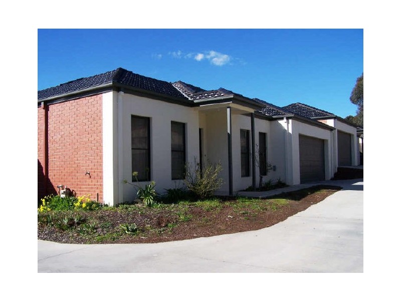 2/45 A Butcher Street, Strathdale VIC 3550