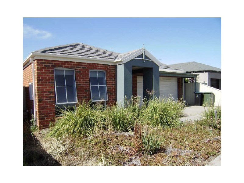 6 Manna Gum Drive, Epsom VIC 3551