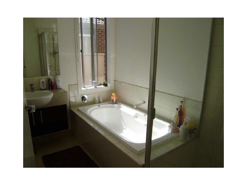 6 Manna Gum Drive, Epsom VIC 3551