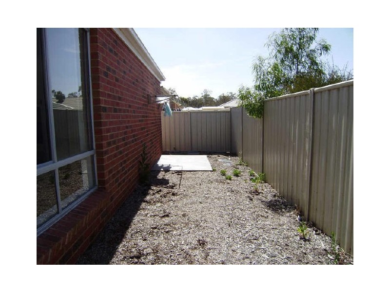 6 Manna Gum Drive, Epsom VIC 3551