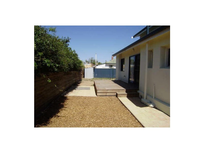 15 Oak Street, Eaglehawk VIC 3556