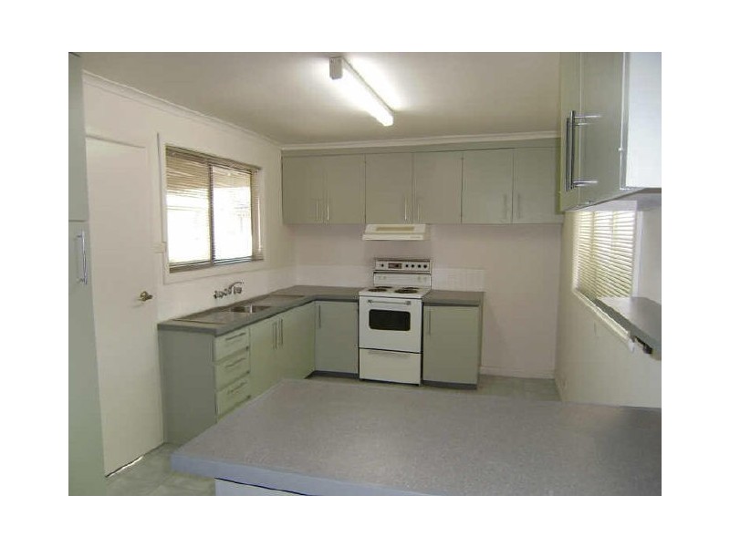 12 Gordon Street, Kangaroo Flat VIC 3555