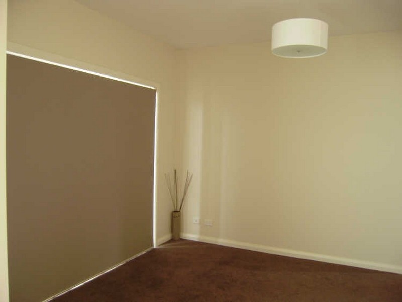 1/108 Neale Street, Flora Hill VIC 3550