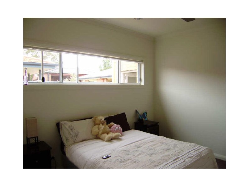 1/108 Neale Street, Flora Hill VIC 3550