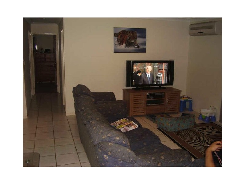 Crestmead QLD 4132