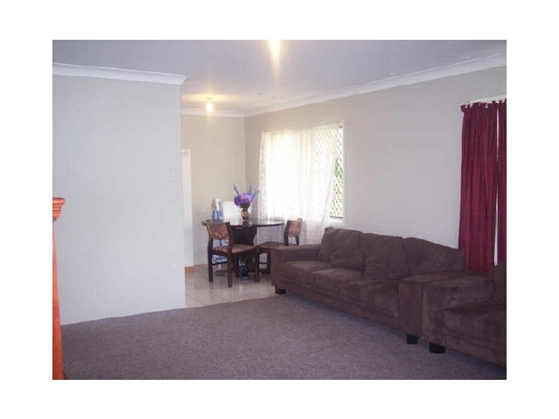 2 Jarrah Crescent, Logan Central QLD 4114
