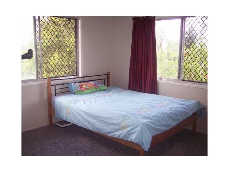 2 Jarrah Crescent, Logan Central QLD 4114