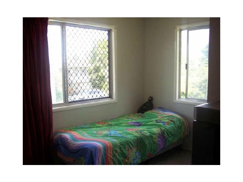 2 Jarrah Crescent, Logan Central QLD 4114