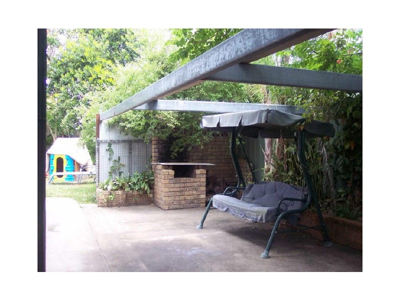 2 Jarrah Crescent, Logan Central QLD 4114
