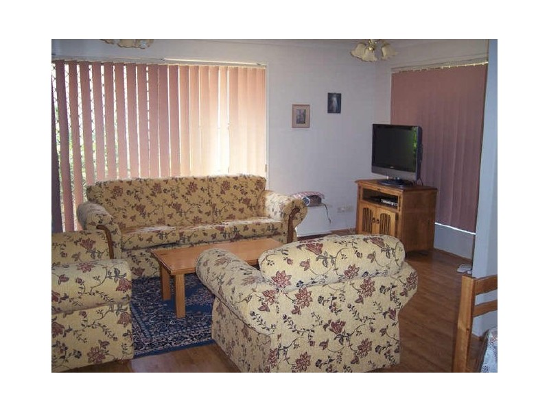 10 Lansdown Rd, Waterford West QLD 4133