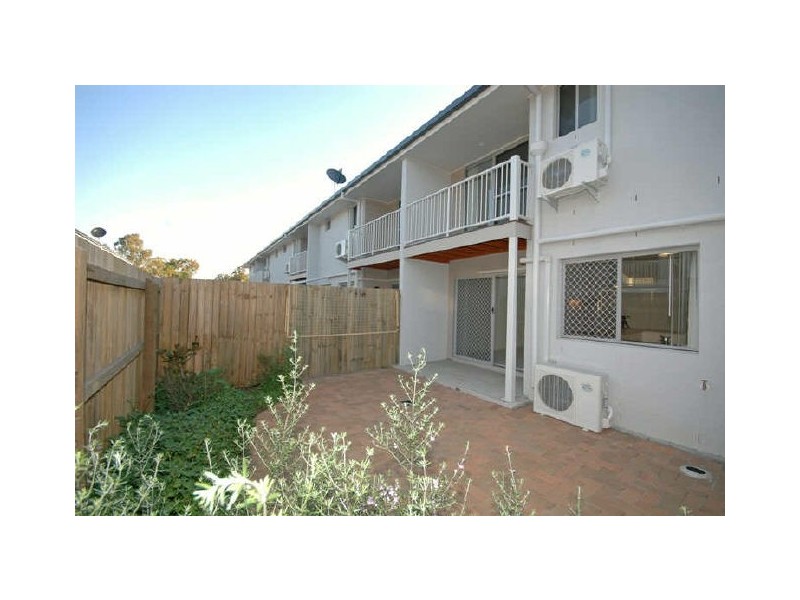116 Station Rd, Loganlea QLD 4131
