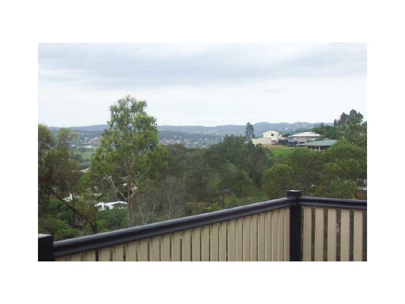 Edens Landing QLD 4207