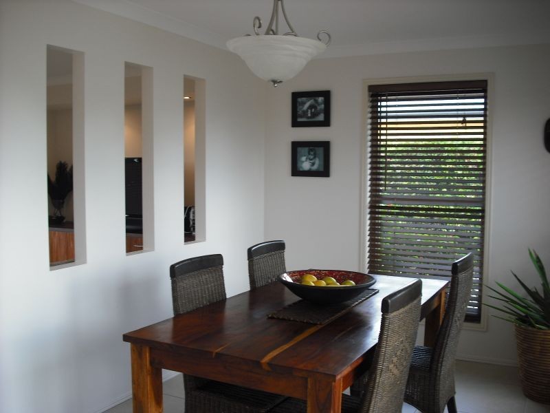 24 Kanimbla Avenue, Cooloola Cove QLD 4580