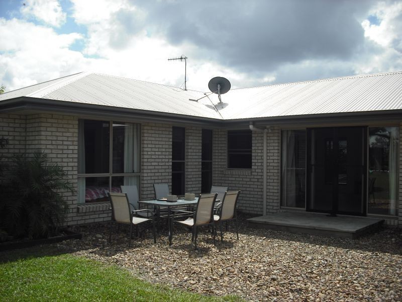 24 Kanimbla Avenue, Cooloola Cove QLD 4580