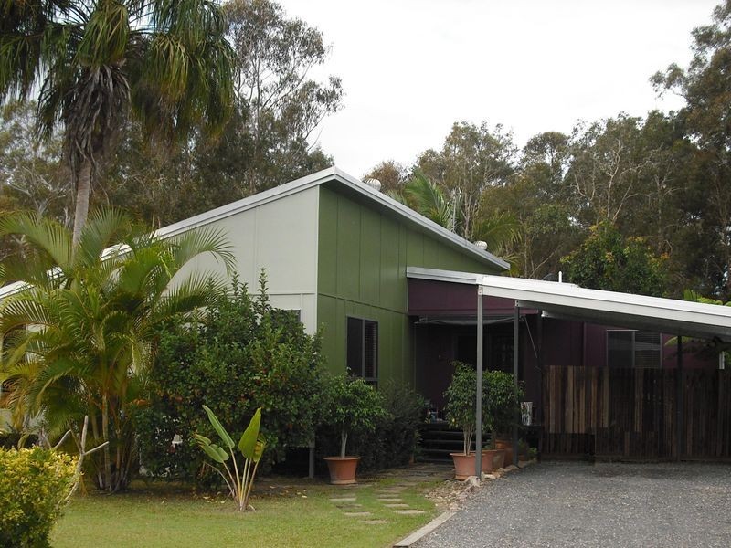 21 Fyshburn Dv, Cooloola Cove QLD 4580