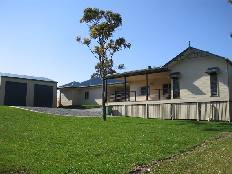 26 Endurance Avenue, Cooloola Cove QLD 4580