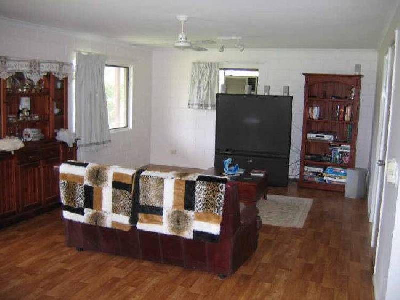 18 Endeavour Drive, Cooloola Cove QLD 4580