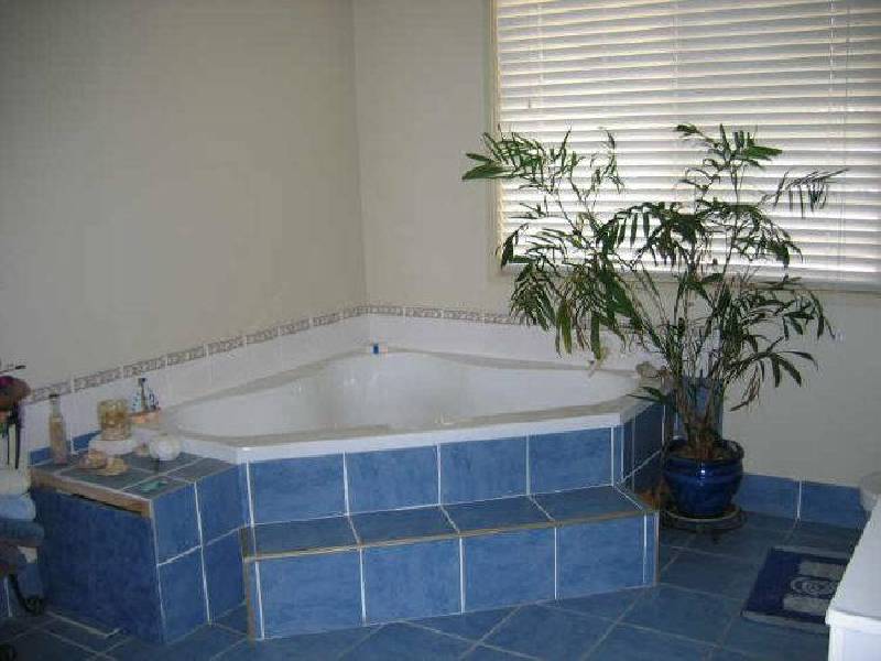 4 Cutty Sark Court, Cooloola Cove QLD 4580