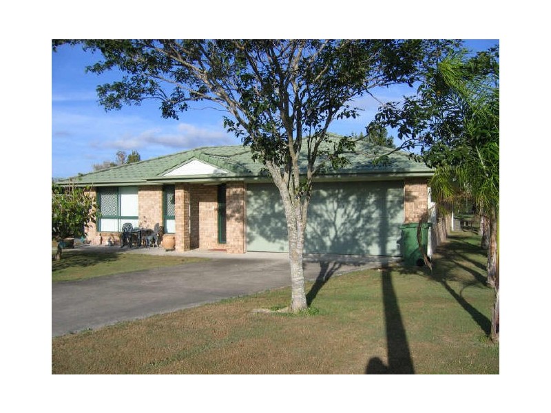 9 Regent Court, Cooloola Cove QLD 4580