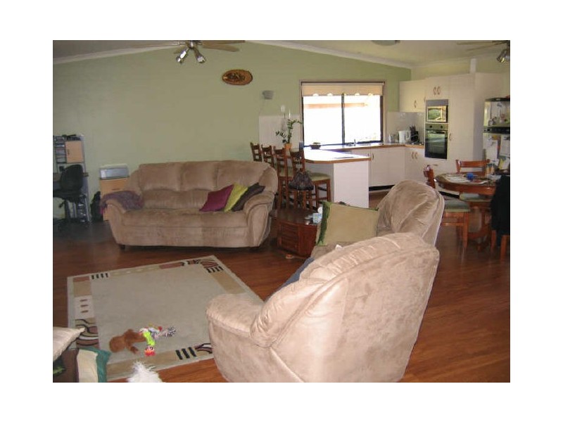 19 Nautilus Drive, Cooloola Cove QLD 4580