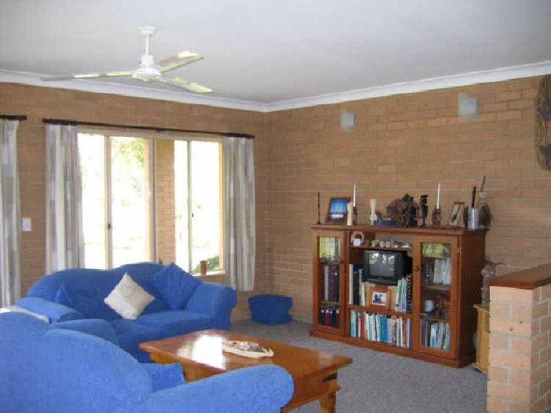 4 Enterprise Court, Cooloola Cove QLD 4580