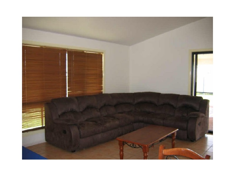 6 Mariposa Place, Cooloola Cove QLD 4580