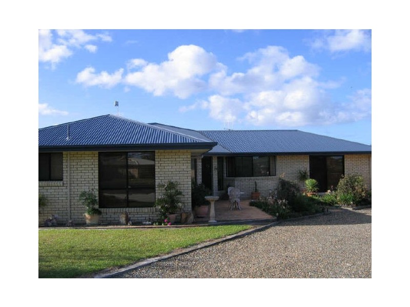19 Norfolk Court, Cooloola Cove QLD 4580