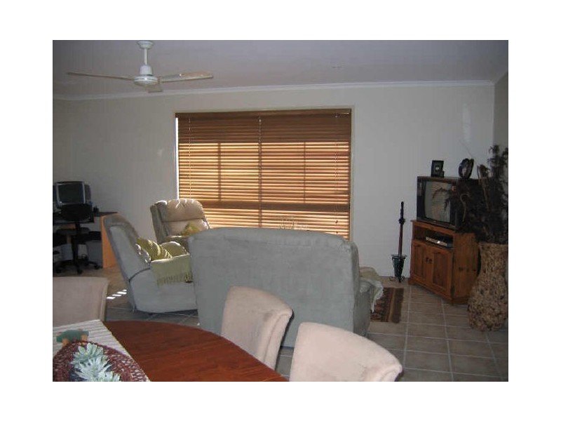 19 Norfolk Court, Cooloola Cove QLD 4580