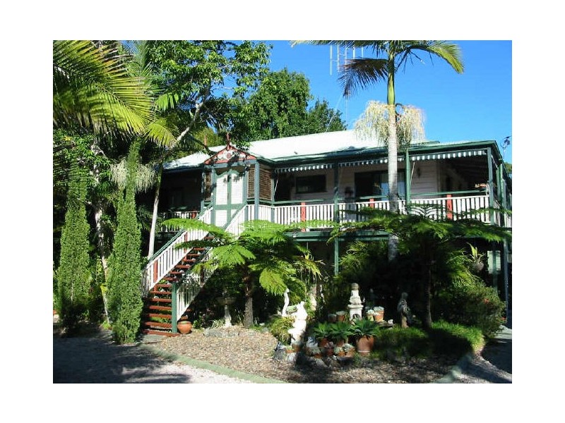 24 Queen Elizabeth Drive, Cooloola Cove QLD 4580