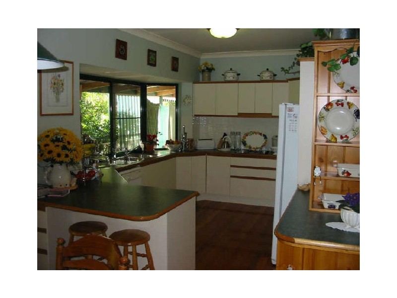 24 Queen Elizabeth Drive, Cooloola Cove QLD 4580