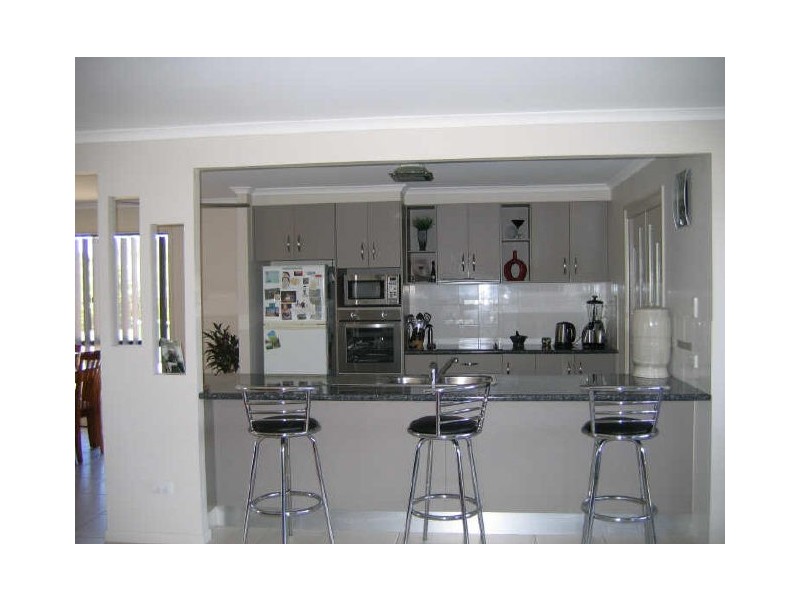 64 Bayside Road, Cooloola Cove QLD 4580