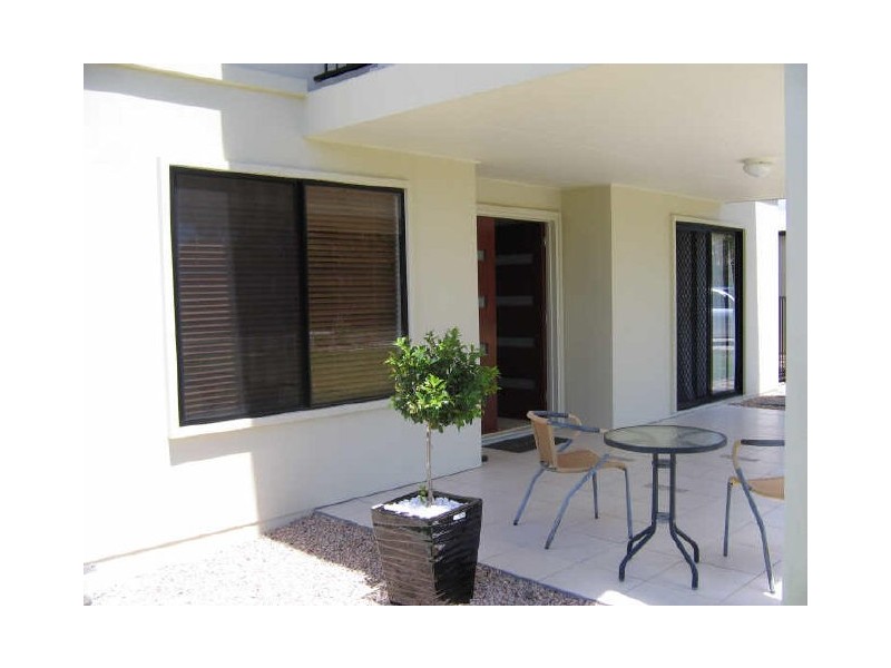 64 Bayside Road, Cooloola Cove QLD 4580