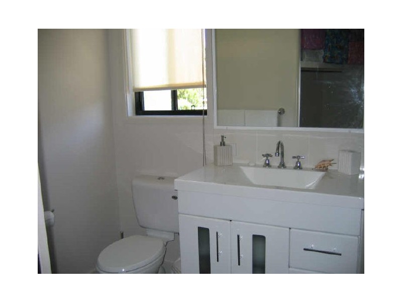 64 Bayside Road, Cooloola Cove QLD 4580