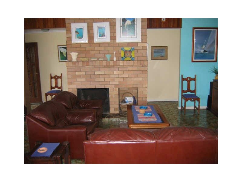 2 Oyster Parade, Tin Can Bay QLD 4580