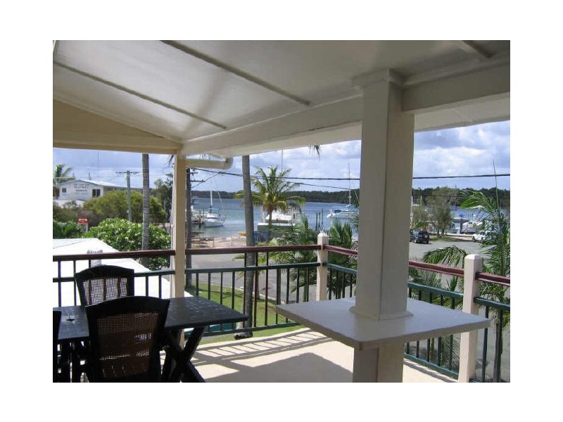 Cosy Cabin Emperor Street, Tin Can Bay QLD 4580