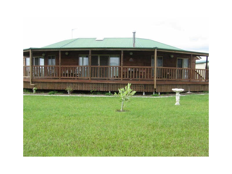 7 Illustrious Court, Cooloola Cove QLD 4580