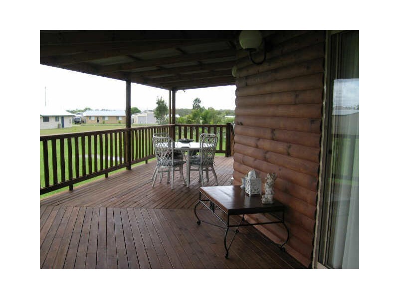 7 Illustrious Court, Cooloola Cove QLD 4580