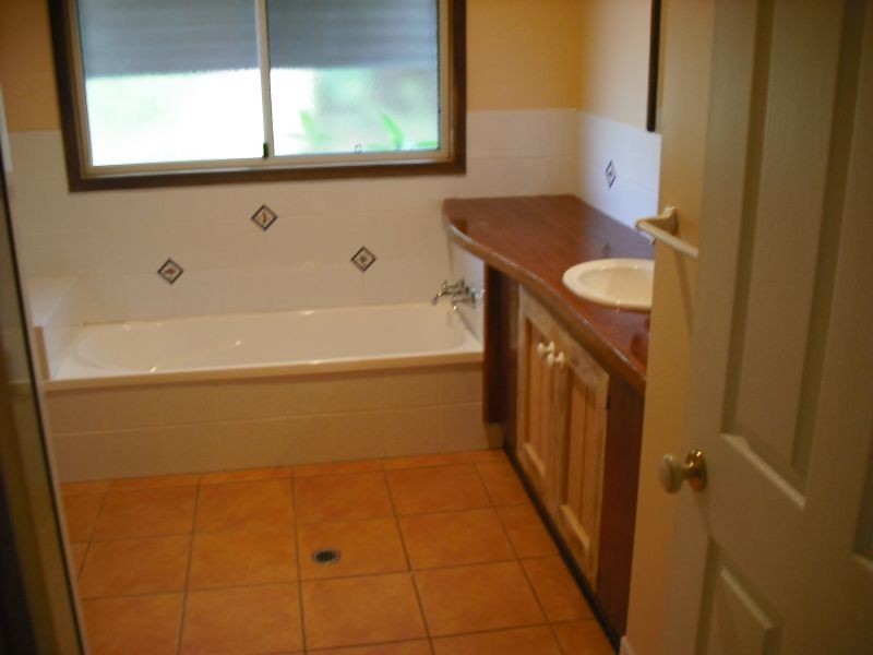 2 Sentinel Court, Cooloola Cove QLD 4580