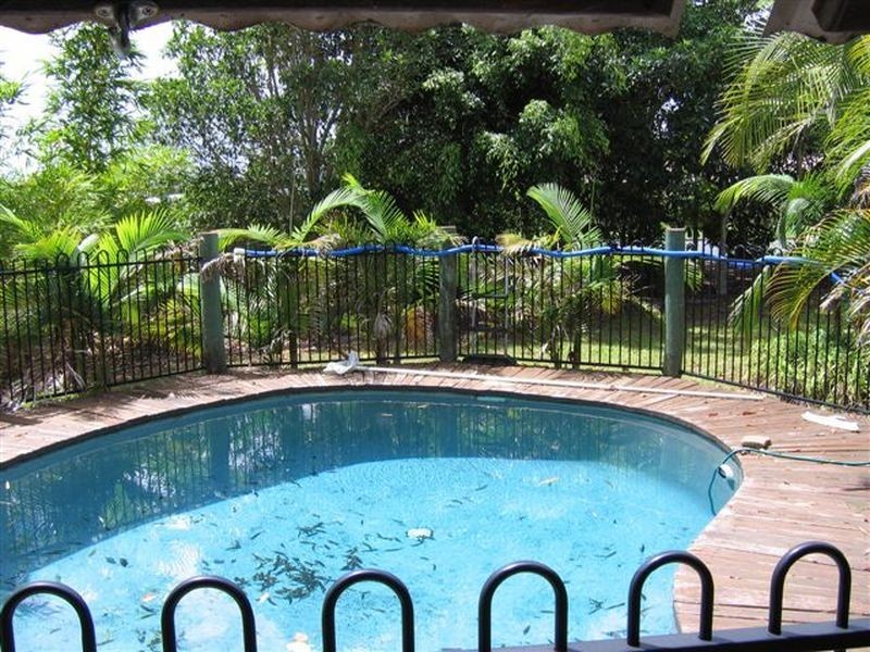 2 Sentinel Court, Cooloola Cove QLD 4580