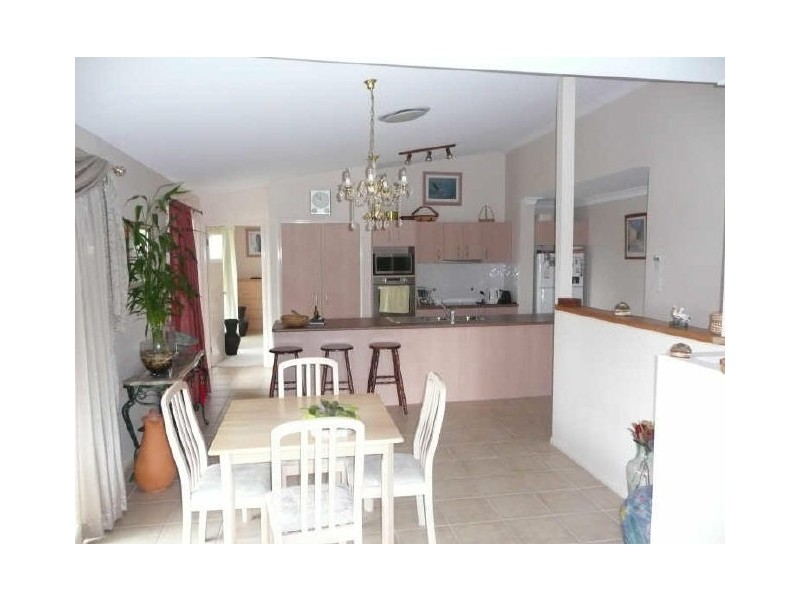 14 Endurance Avenue, Cooloola Cove QLD 4580