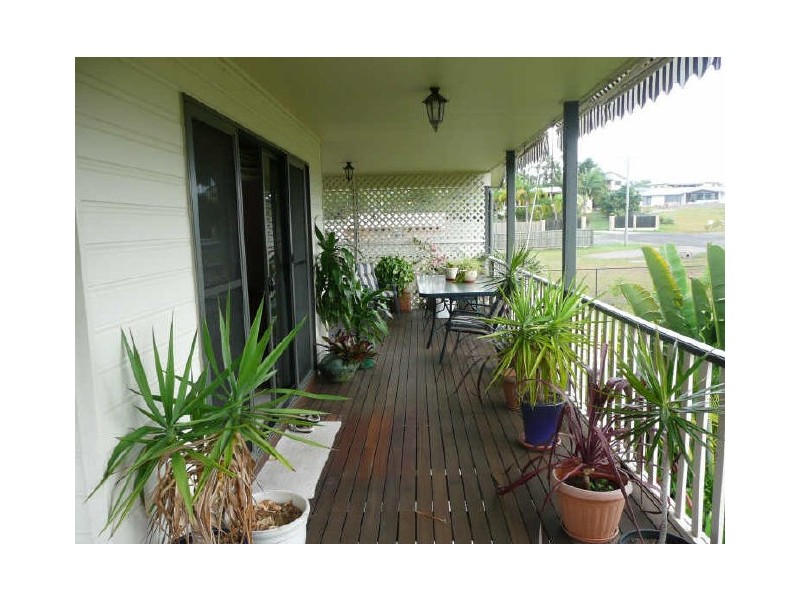14 Endurance Avenue, Cooloola Cove QLD 4580