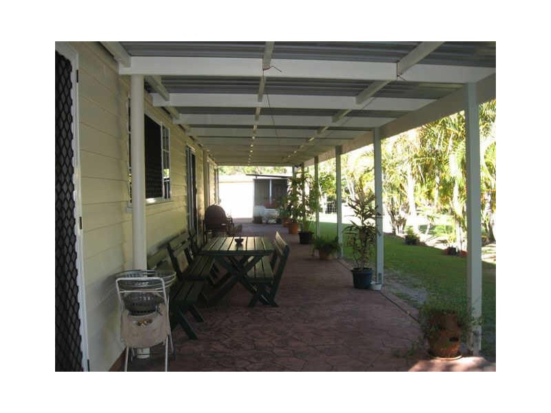 120 Bayside Road, Cooloola Cove QLD 4580