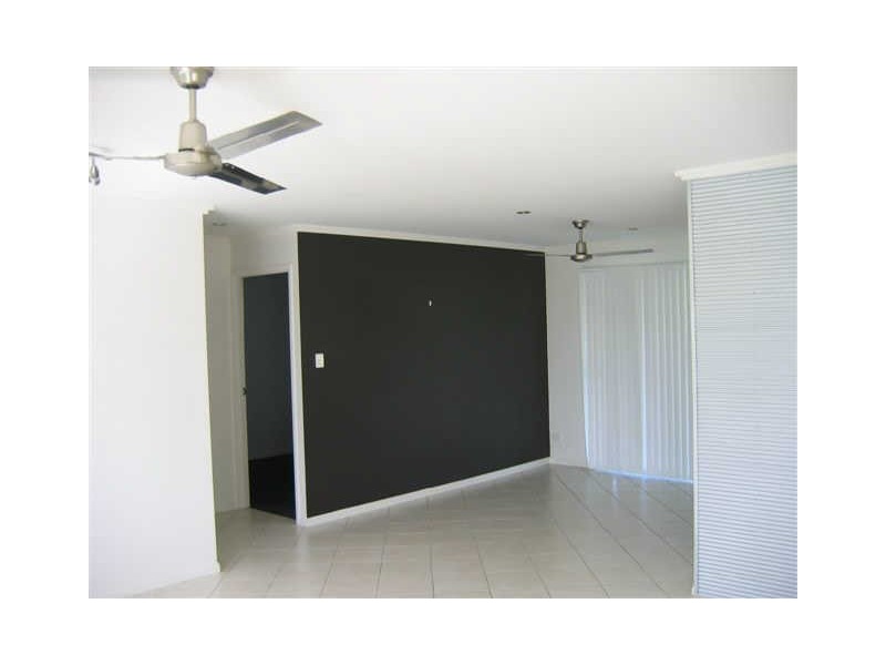 40 Mariposa Place, Cooloola Cove QLD 4580